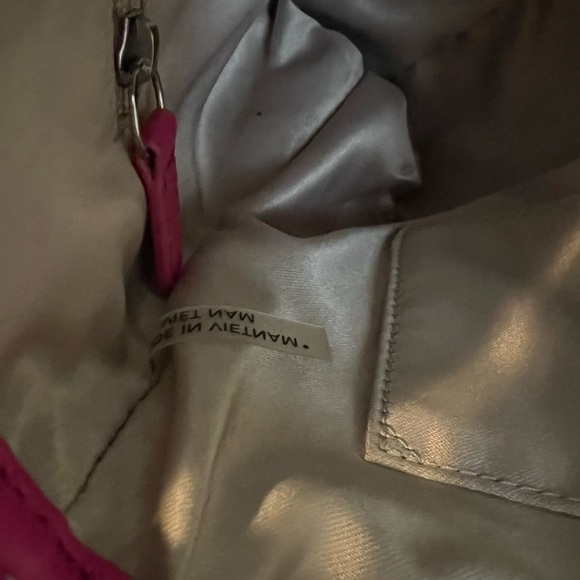 Coach Signature Crossbody Bag - Picture 14 of 15